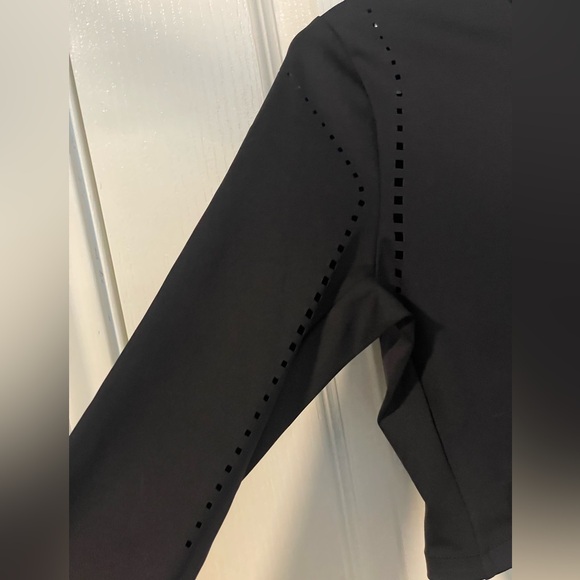 NWT Adidas Originals Boa Cropped Laser-cut Stretch Recycled Top Size S - Picture 4 of 6